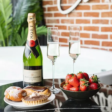 The Cliffe At The Quay Guest house 4*