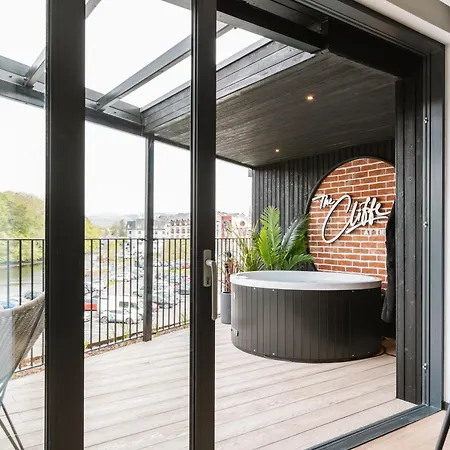 The Cliffe At The Quay 4*