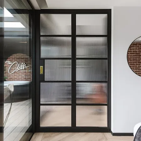 The Cliffe At The Quay Pensjonat