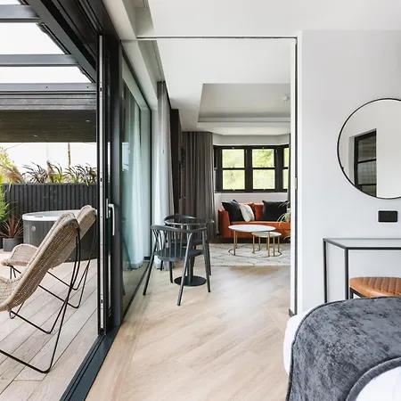 The Cliffe At The Quay 4*