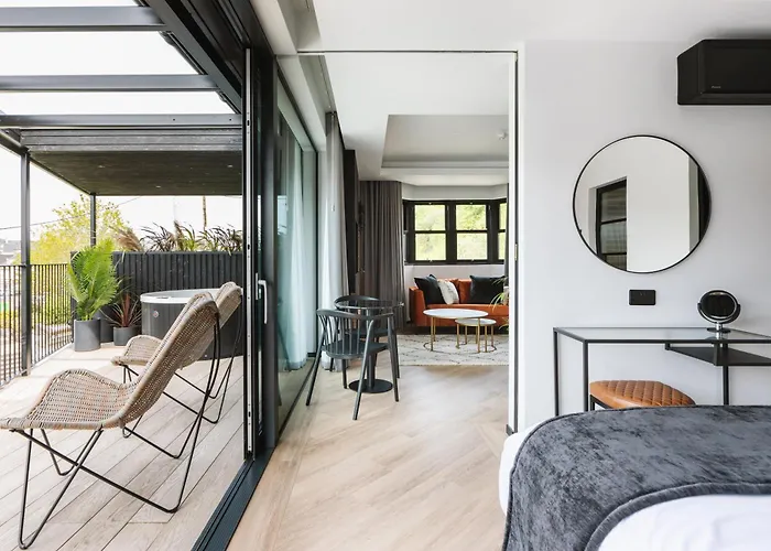 The Cliffe At The Quay 4*